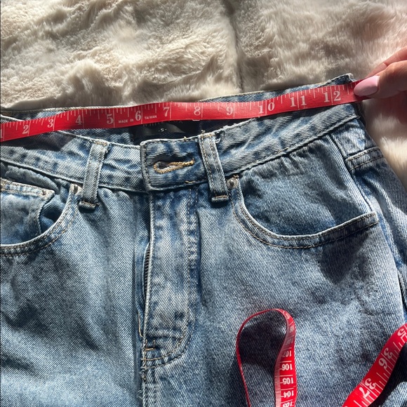 White Fox Boutique Light Blue Straight Leg Jeans - Picture 14 of 14